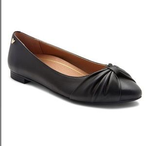 Vionic **Brand New***